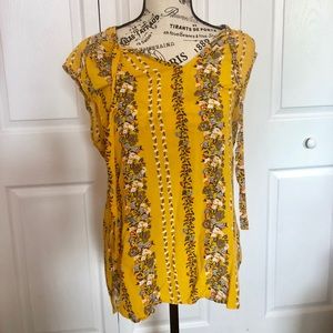 Medium yellow floral old navy shirt